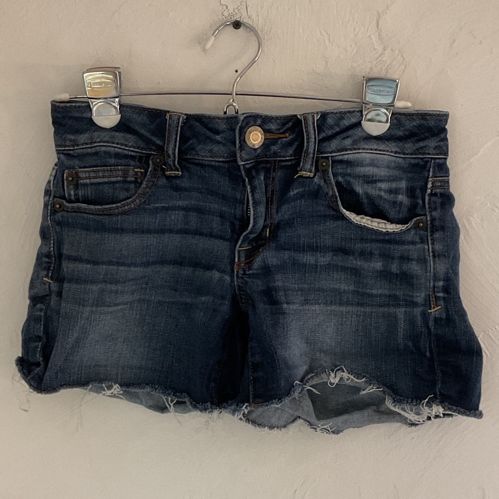 Sale! American Eagle Outfitters Super Stretch Jean Shorts, Size 4, Dark Blue